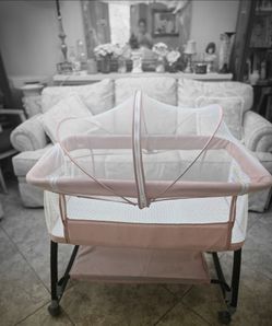 $15. Baby Bassinet