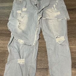 New Women's Distressed Light Wash Jeans Ripped Denim Relaxed Fit Size XL