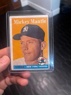 Sports cards, baseball cards collection will sell altogether individually