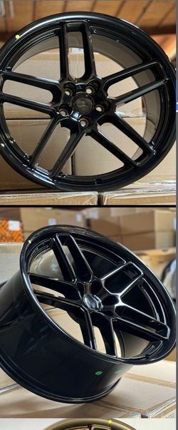 Dodge Charger Setbof 4 new 20x9/10.5 new srt style rims set