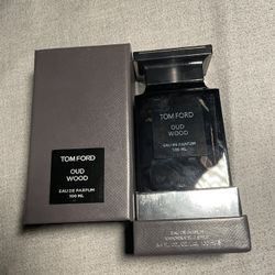 TOM FORD