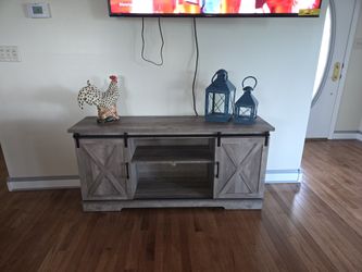 TV Console