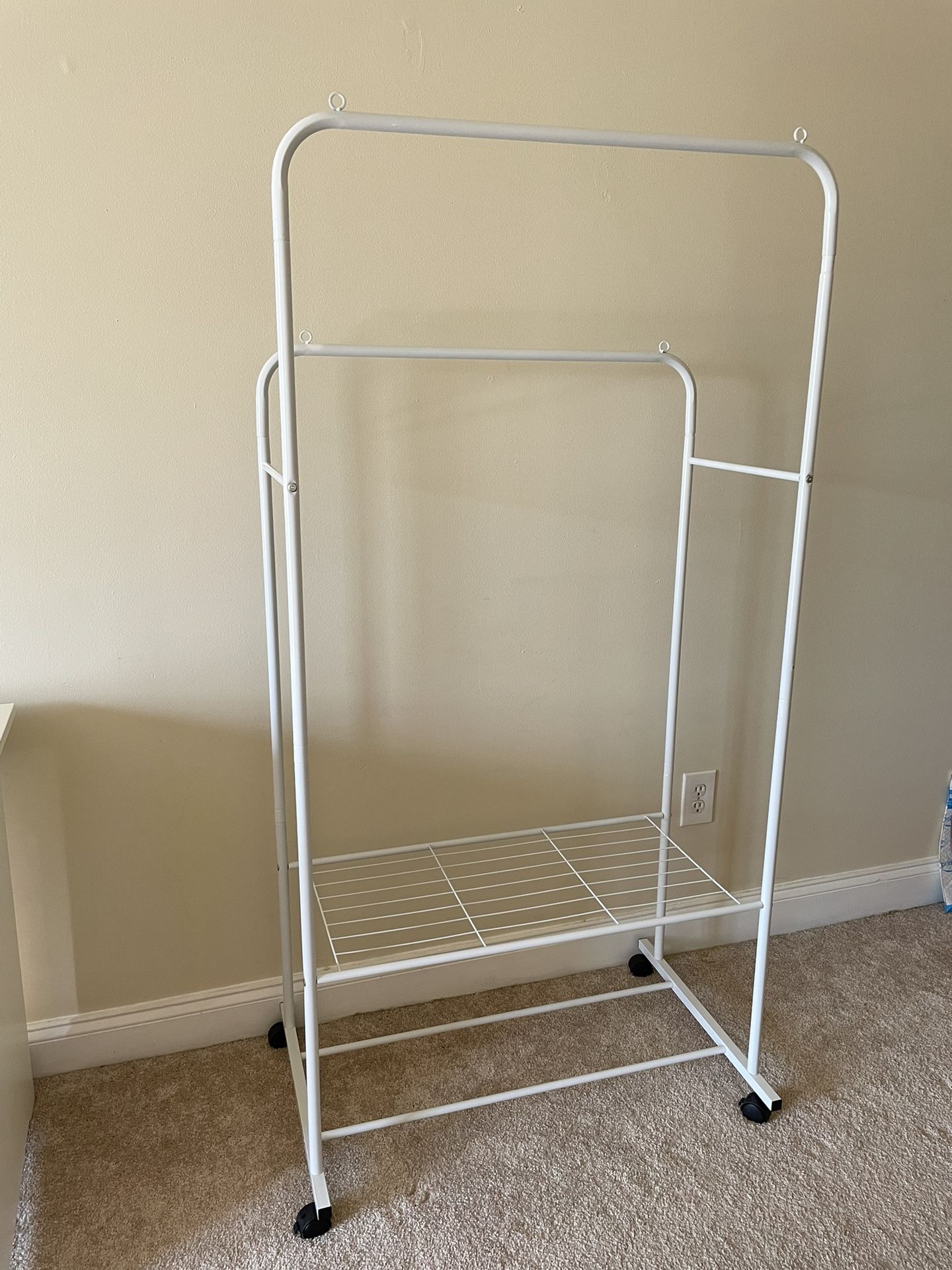 portable clothing rack