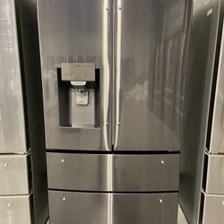 LG Refrigerator. Never use Everything On sale up to 50%Off.big save. 