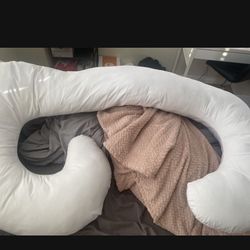 Pregnancy Pillow 