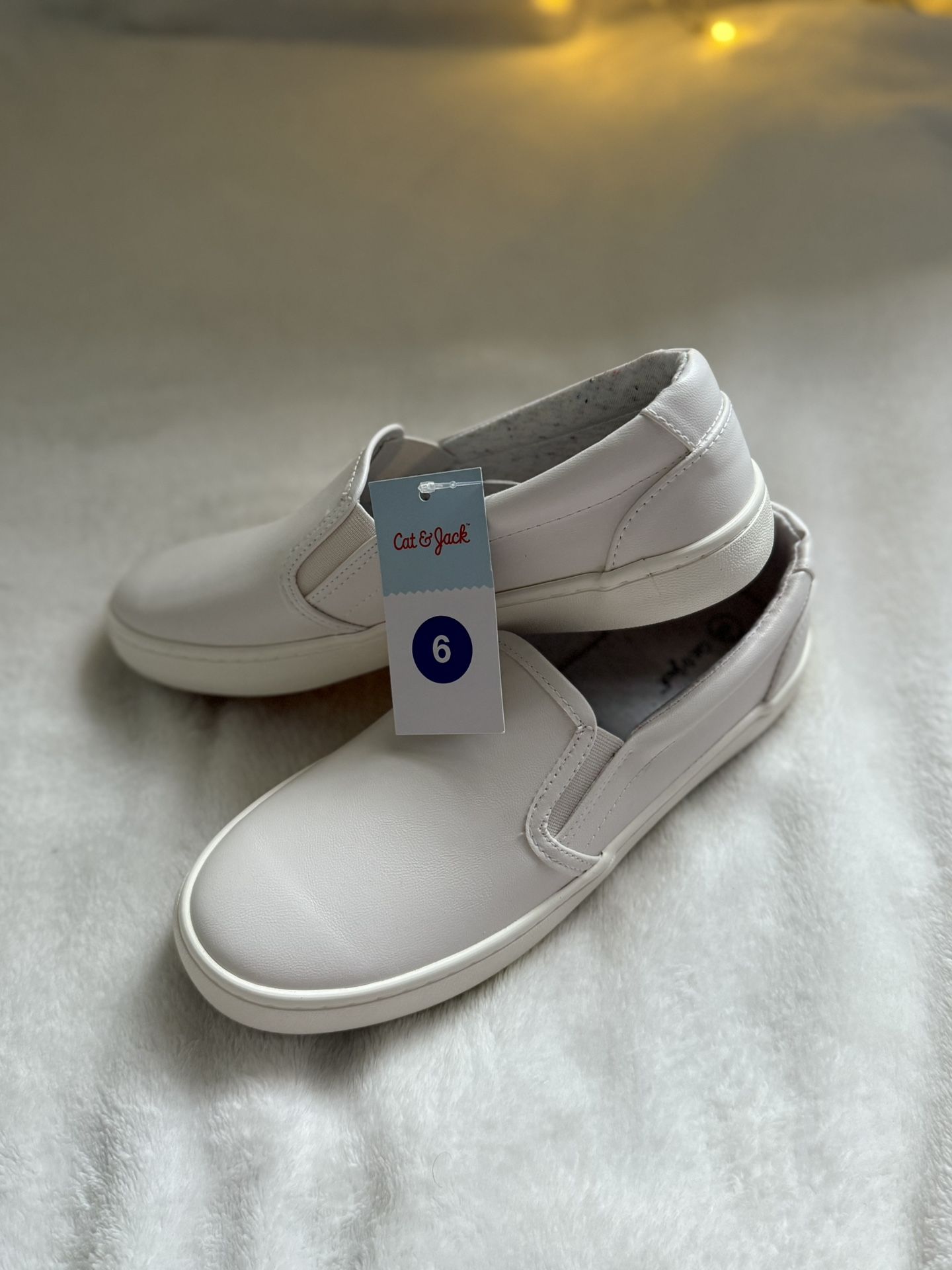 Brand New Kids Shoes Size 6