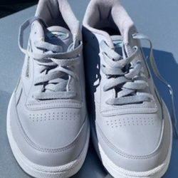 Mens Tennis Shoe