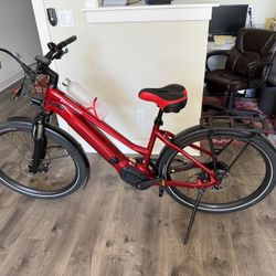 Specialized Turbo Vado 4 E Bike Like New