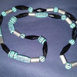 Turquoise And Onyx Necklace 