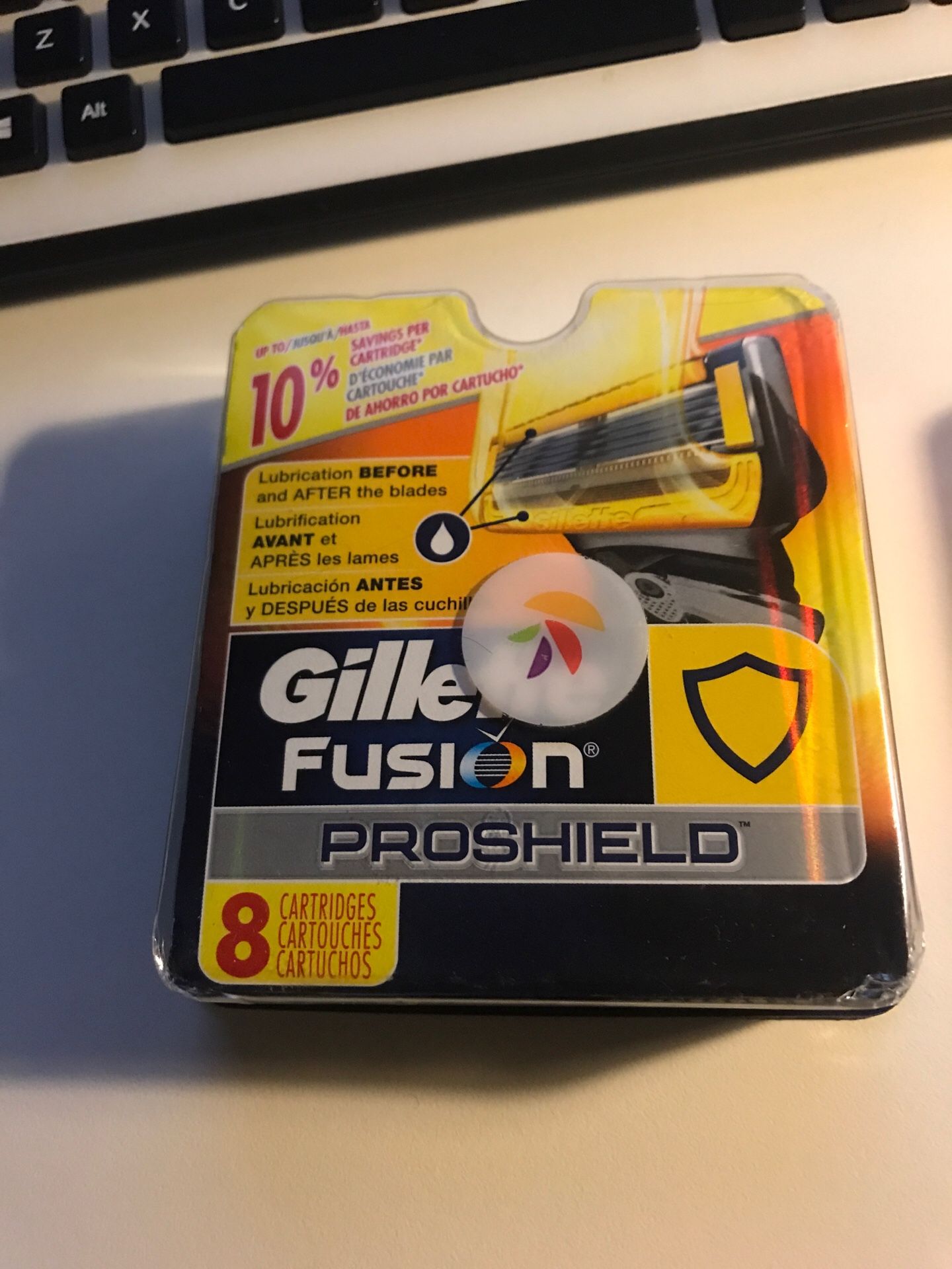 Gillette fusion pro shield chill men’s razor blade refills
