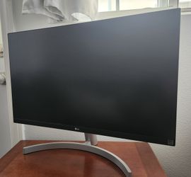 LG 27UK600-W 27" IPS LED 4K UHD FreeSync Monitor