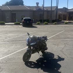 Venom Starter Bike (Automatic)