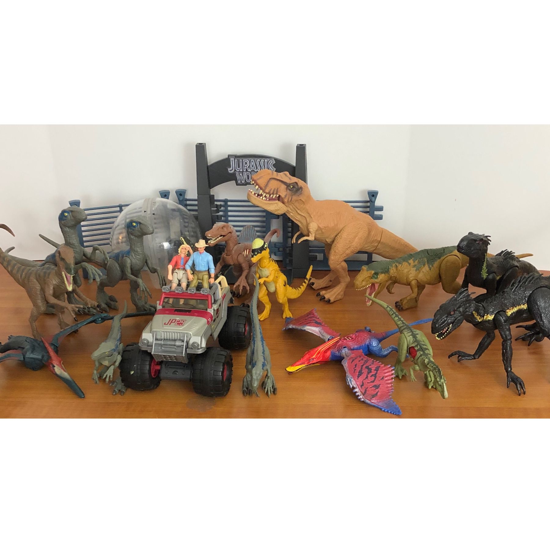 Jurassic World Dinosaur Lot