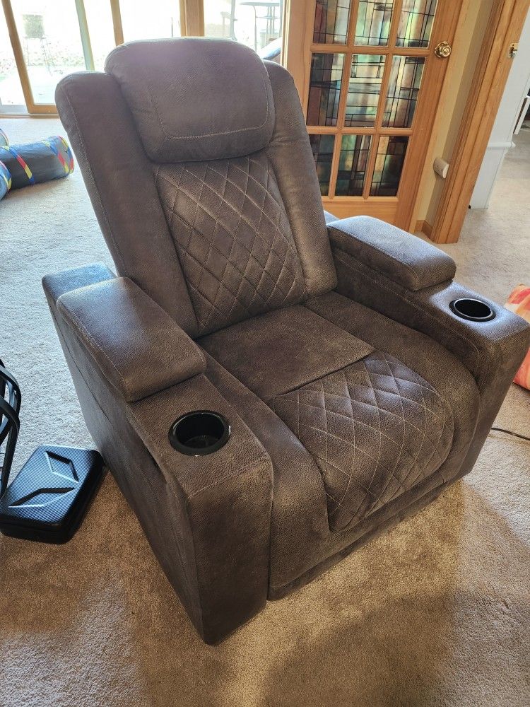 Power Reclining Living Room Set