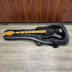Squier By Fender Lefty 4 String Jazz Bass