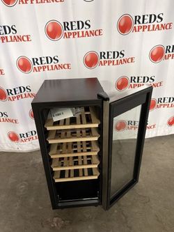 TCL 13.6-in W 18 -Bottles Stainless Steel Freestanding Indoor Wine Cooler