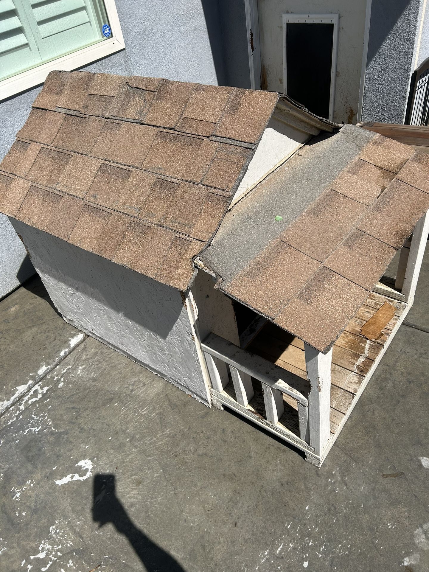 Dog House
