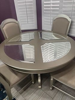 Round Dining Table Set with 4 Chairs