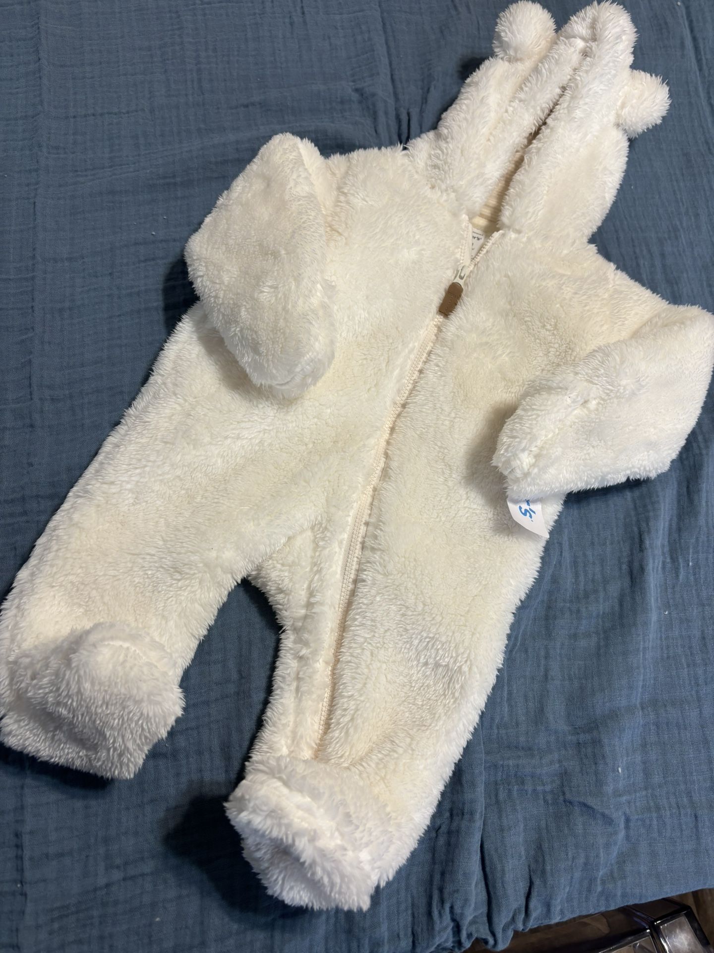 Carters Size 3 months