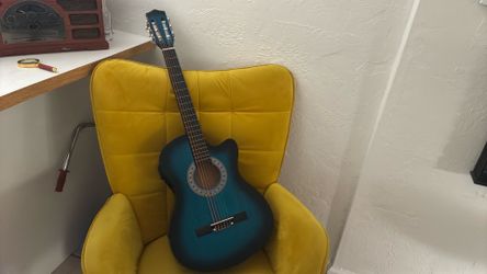 Vintage Blue Guitar w/plug ins