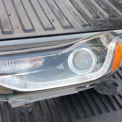2017-2022 Chevy Trax Headlights