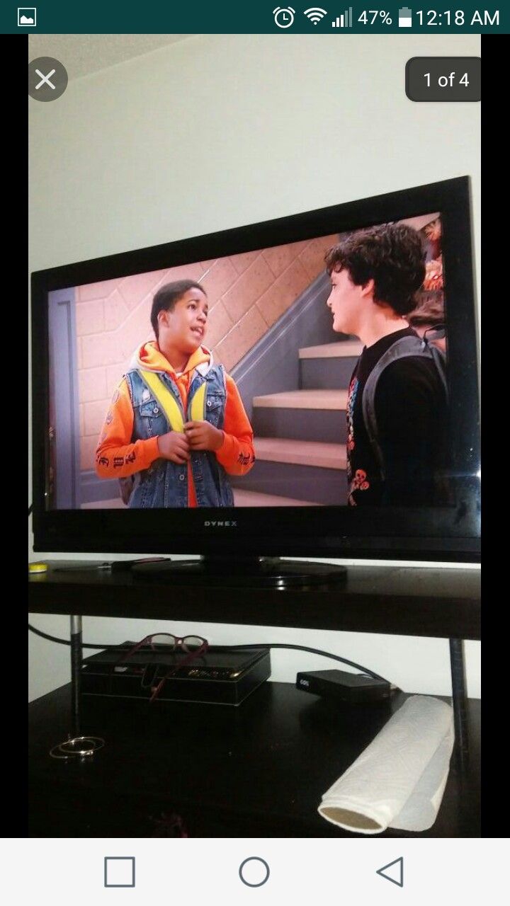 32 inch flat panel pleasr read