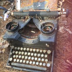 Antique Typewriter
