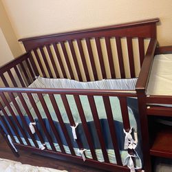 Crib W/ Mattress