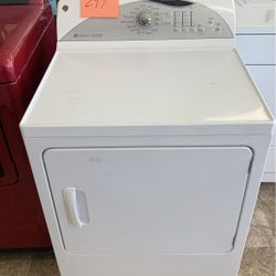 GE Dryer White With Steam Like New . Warranty  . Delivery Available . 2203 Fowler St. 33901
