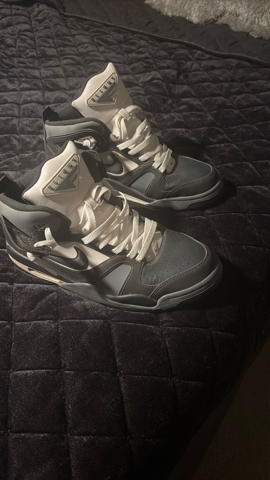 Nike Flights