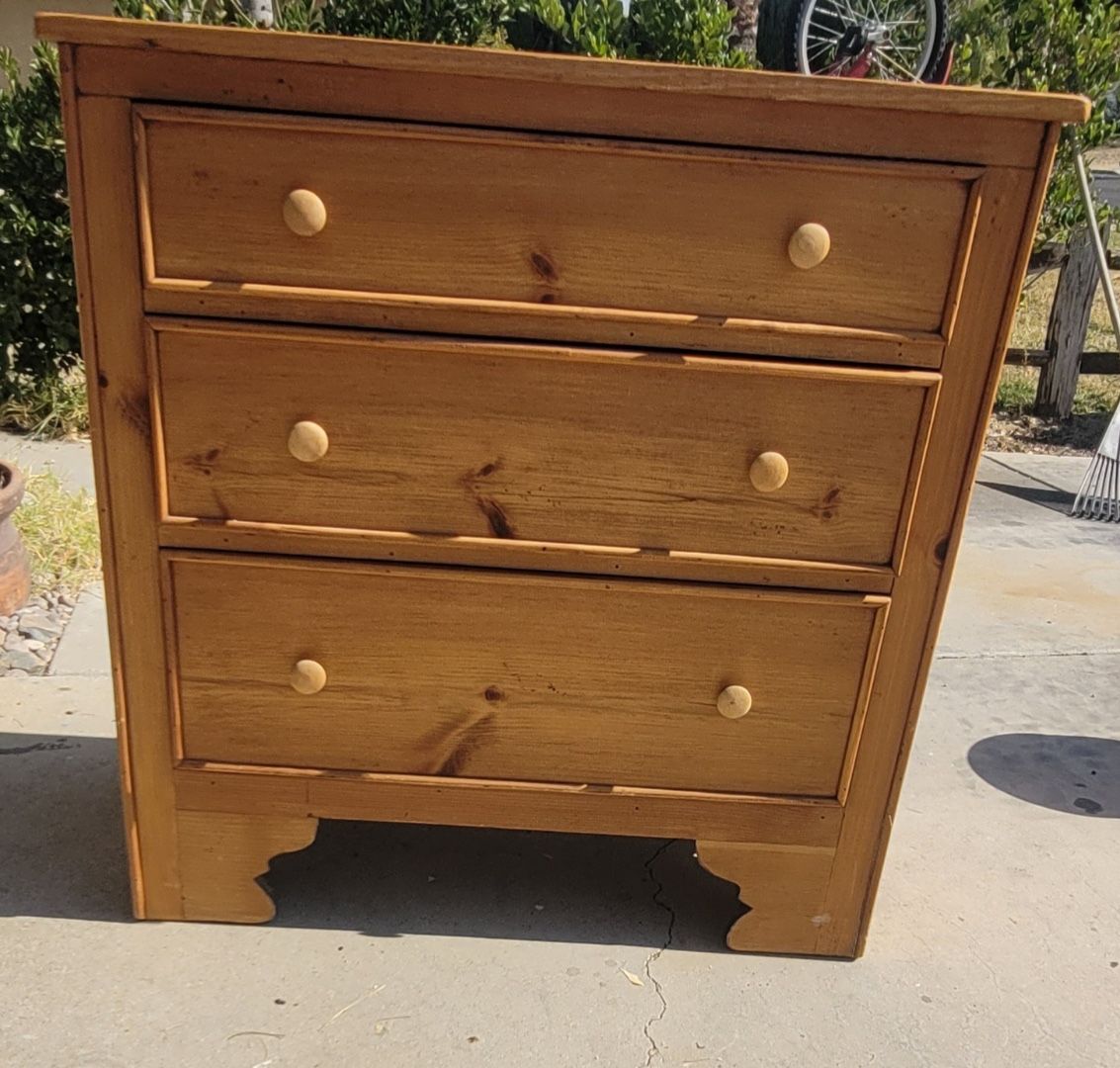 Dresser