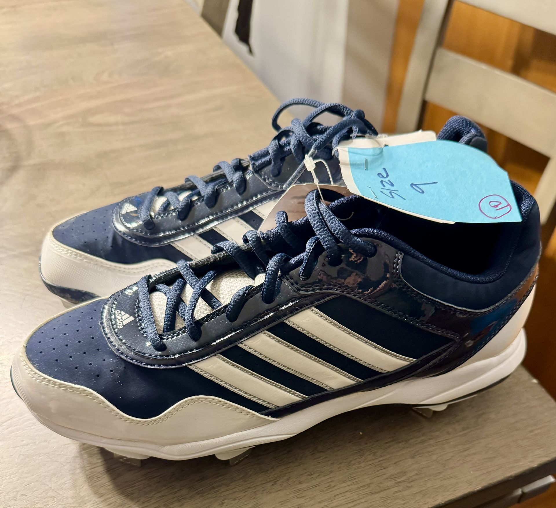 NEW Adidas baseball metal cleats - size 9 - NWT