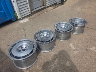 Corvette/ wheels/ vw