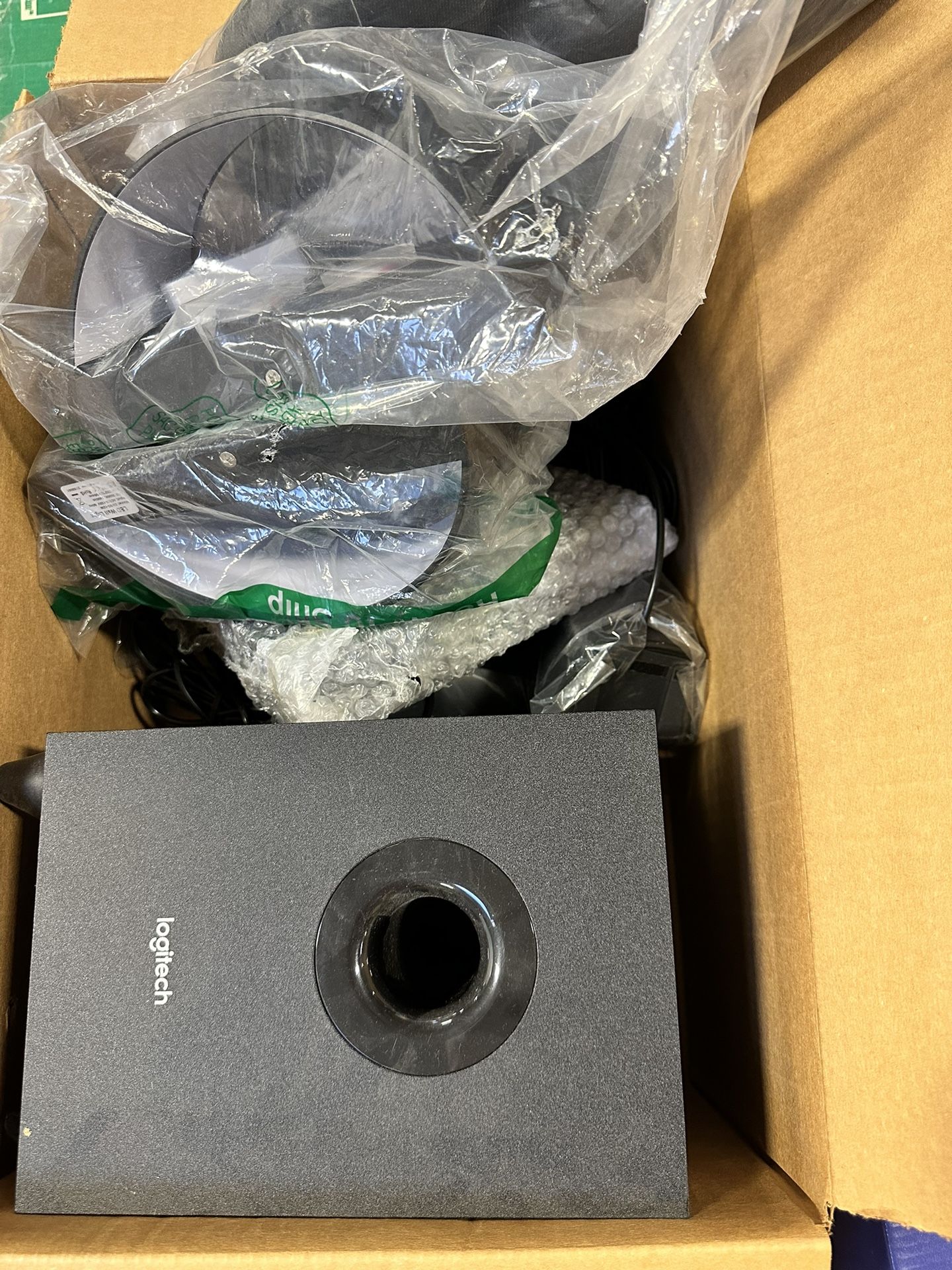 Logitech 2.1 Speaker System with Subwoofer – Complete Set