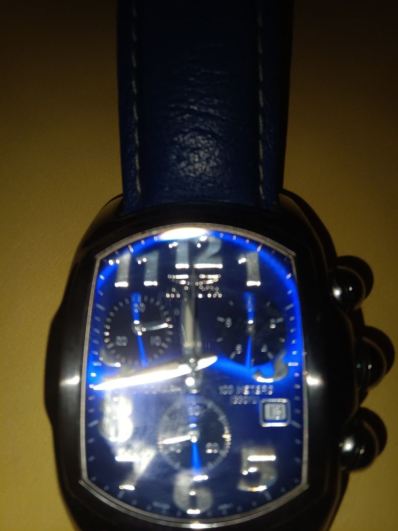 INVICTIA  NEW WATCH  BLUE AND SILVER 