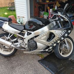 1999 Honda Cbr