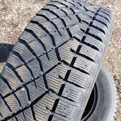 4 Tires 265 70 R18 Max Load 2789