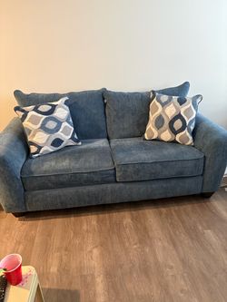 New large love seat