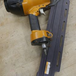 Bostitch air  Nail Gun Framer f28ww pre owned 891286-1