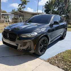2022 BMW X4