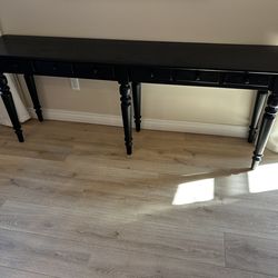 Sofa table / Console