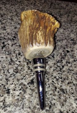STATE OF TEXAS WINE STOPPER MADE FROM A DEER HORN $10 pick up in Mckinney