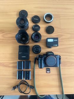 Sony A7R III Mirrorless Camera Bundle – Excellent Condition