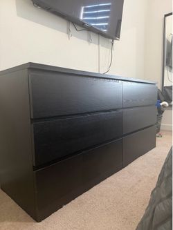 IKEA MALM Dresser + 2 Matching Nightstands – Great Condition
