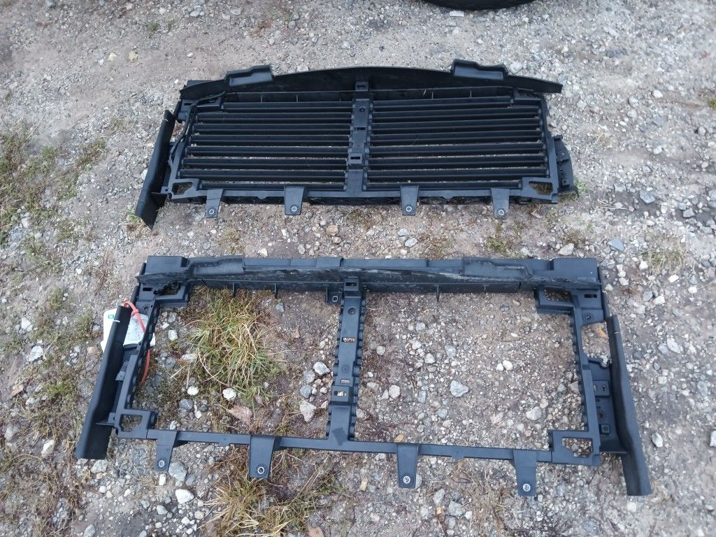 2019 To 2022 Chevy 1500 Grill Shutter OEM Parts