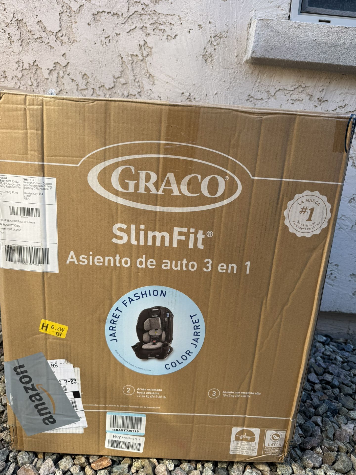 New! Graco Slimfit