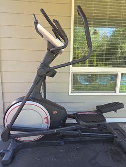 Proform elliptical 720e