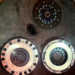 2005 Subaru Legacy GT New Clutch And Resurfaced Flywheel.