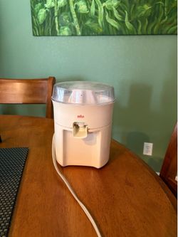 Electric juicer