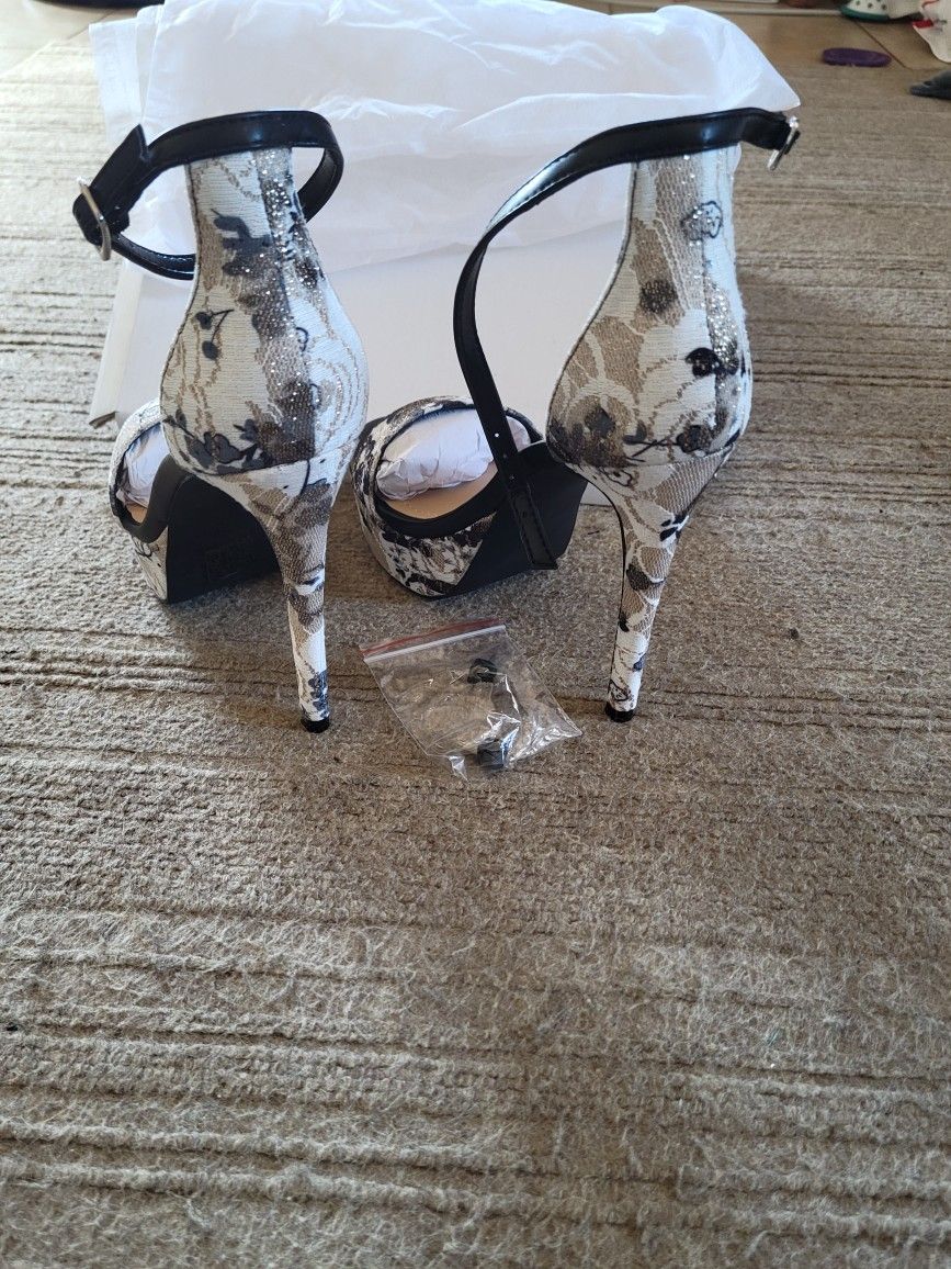 Stiletto Heeled Size 6 Sandals 